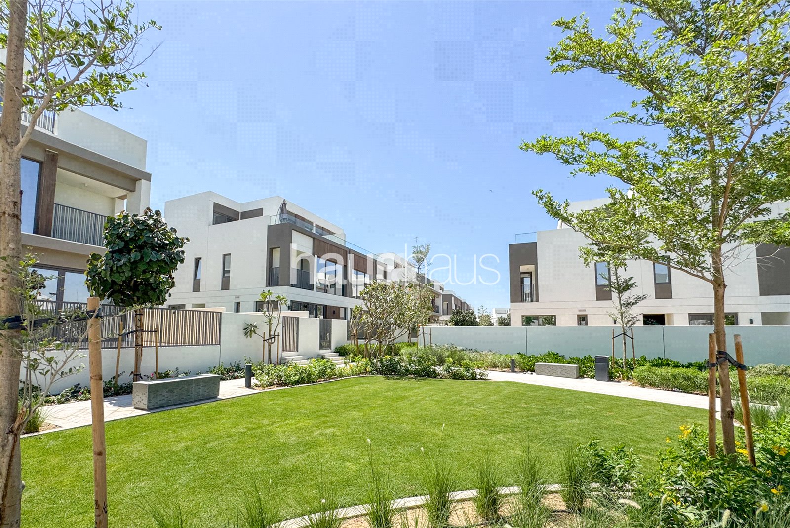 4 bedroom villa for sale - haus & haus