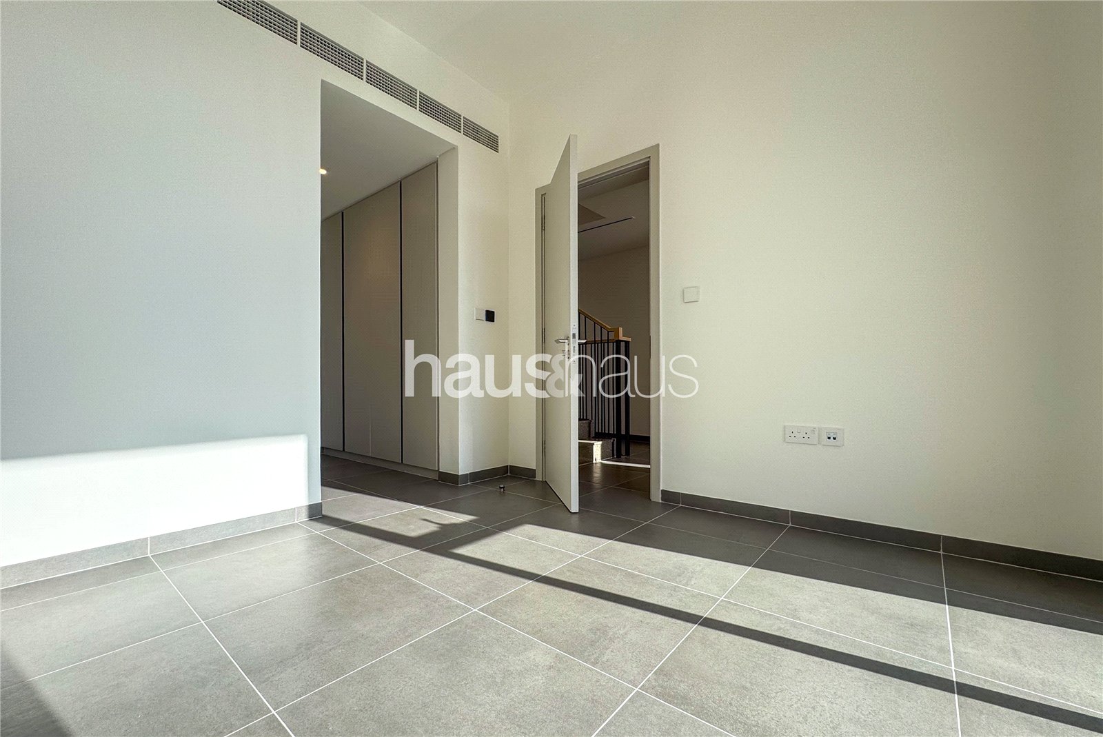 4 bedroom villa to rent - haus & haus