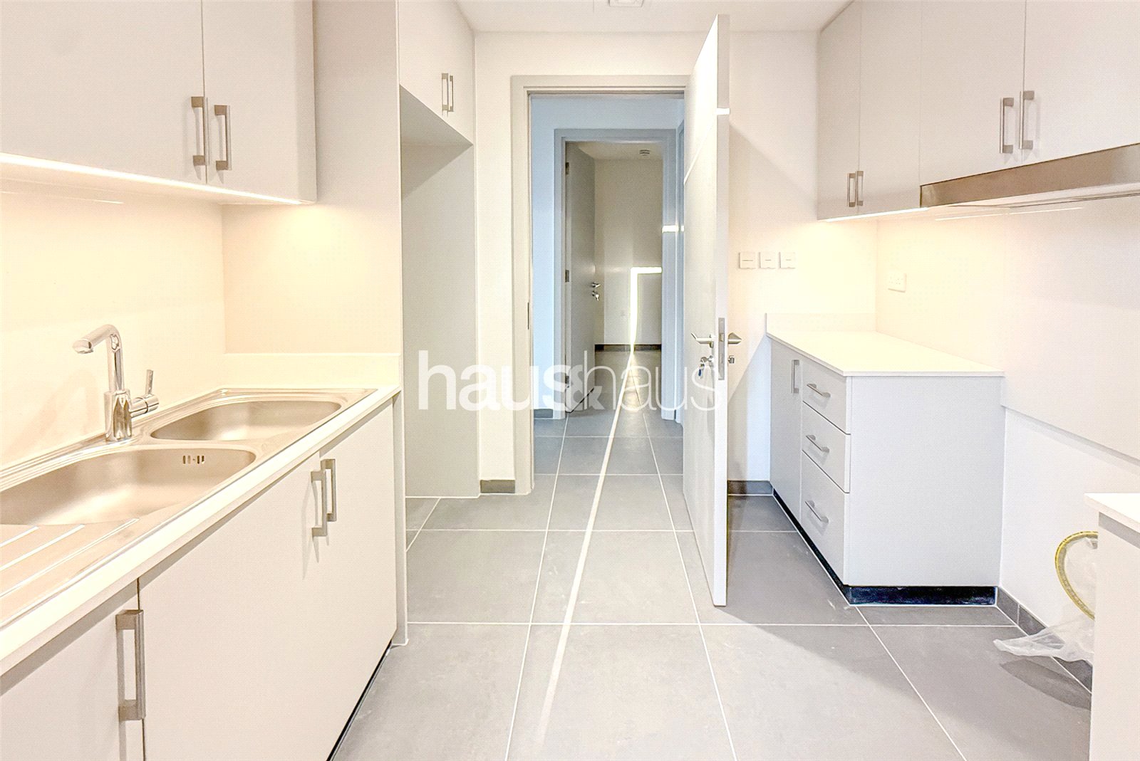 4 bedroom villa to rent - haus & haus