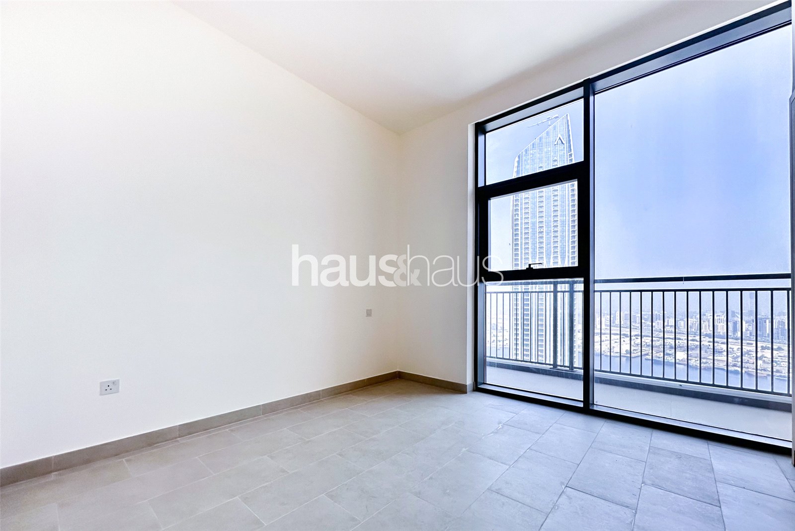 3 bedroom apartment for sale - haus & haus