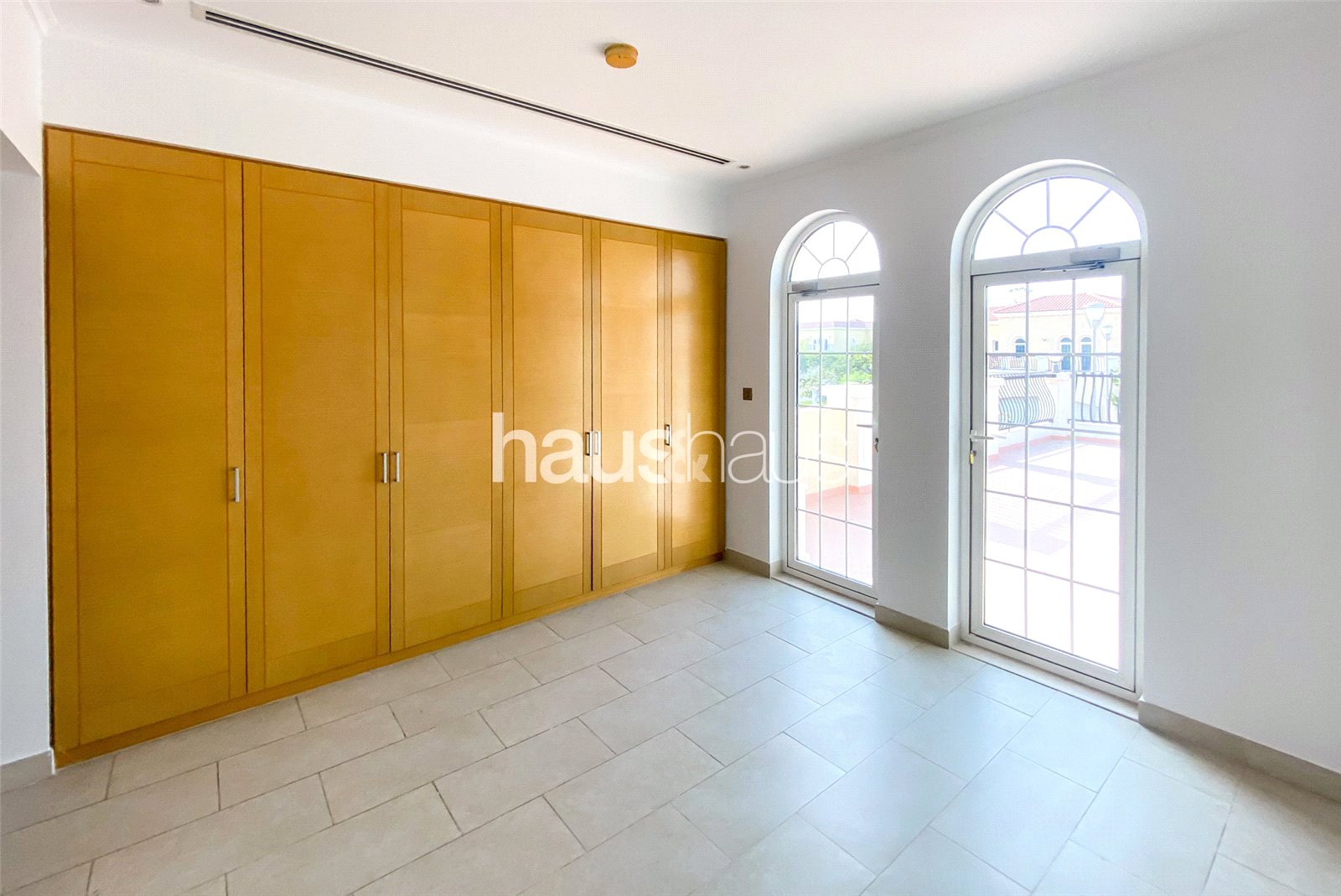 mobile-banner - Haus and Haus