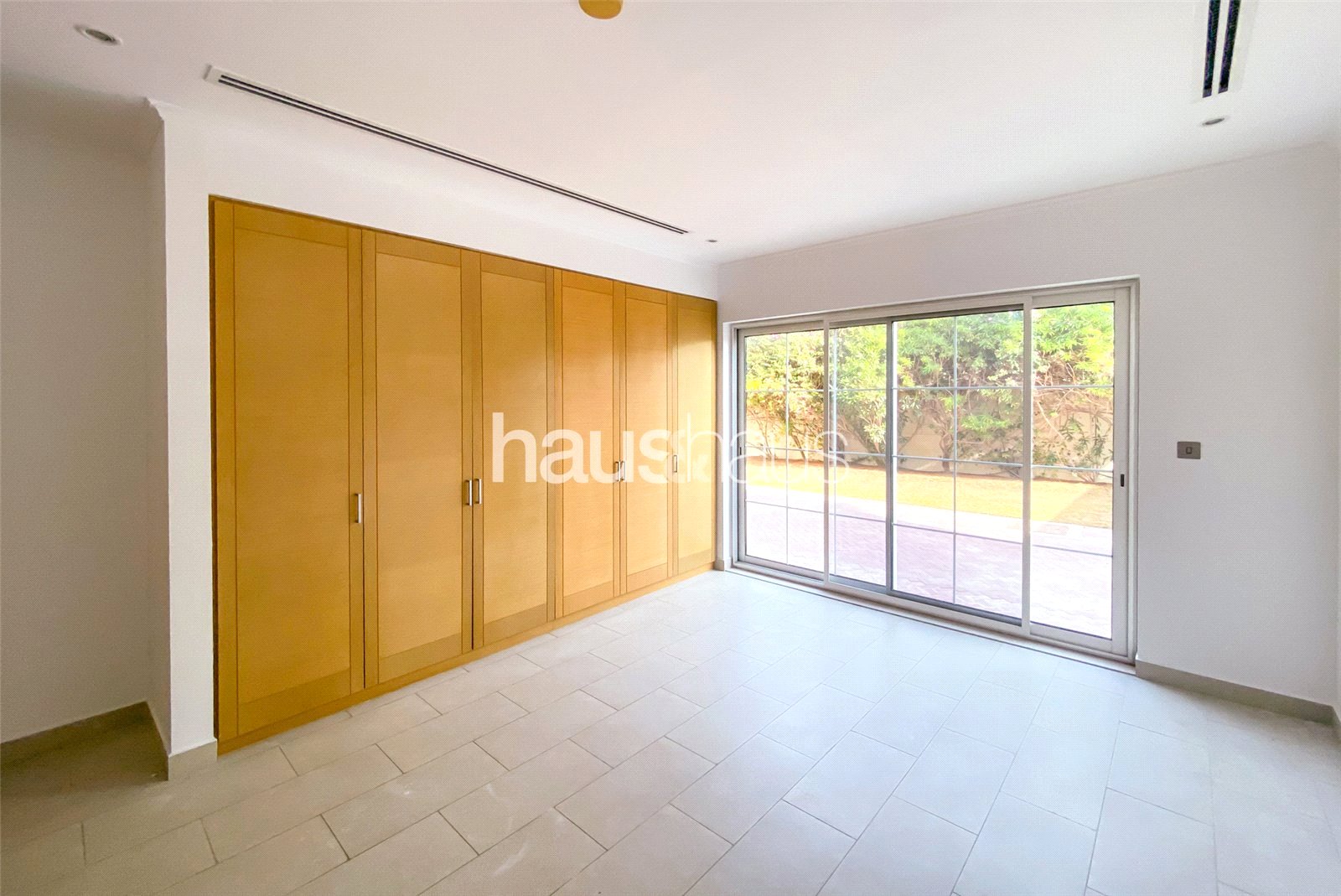 mobile-banner - Haus and Haus