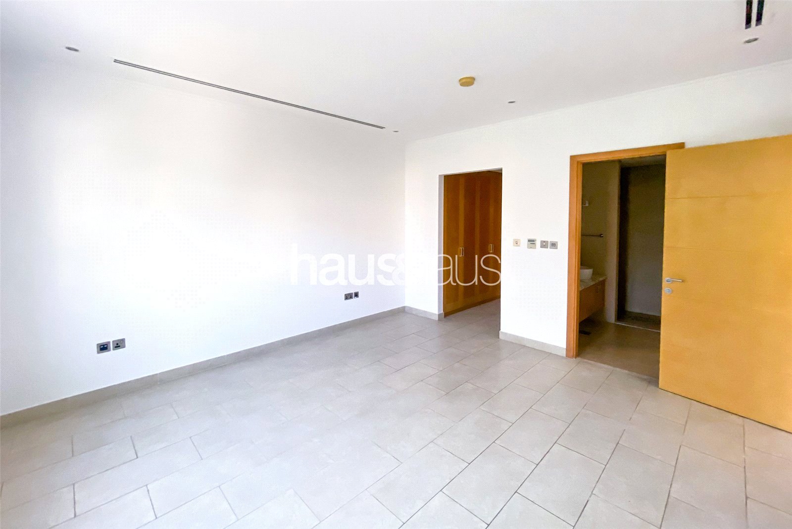 mobile-banner - Haus and Haus