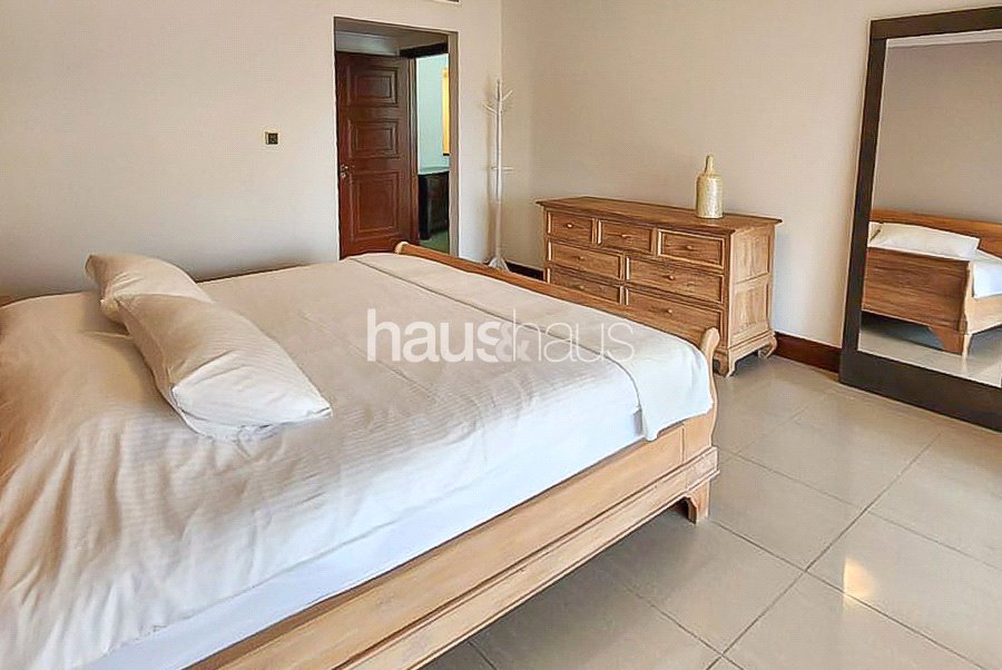 mobile-banner - Haus and Haus
