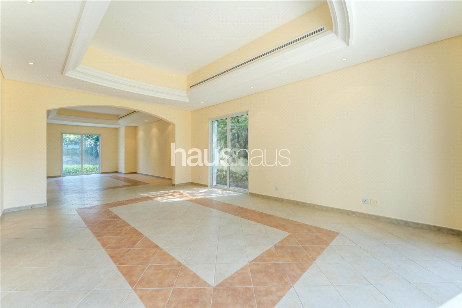 mobile-banner - Haus and Haus