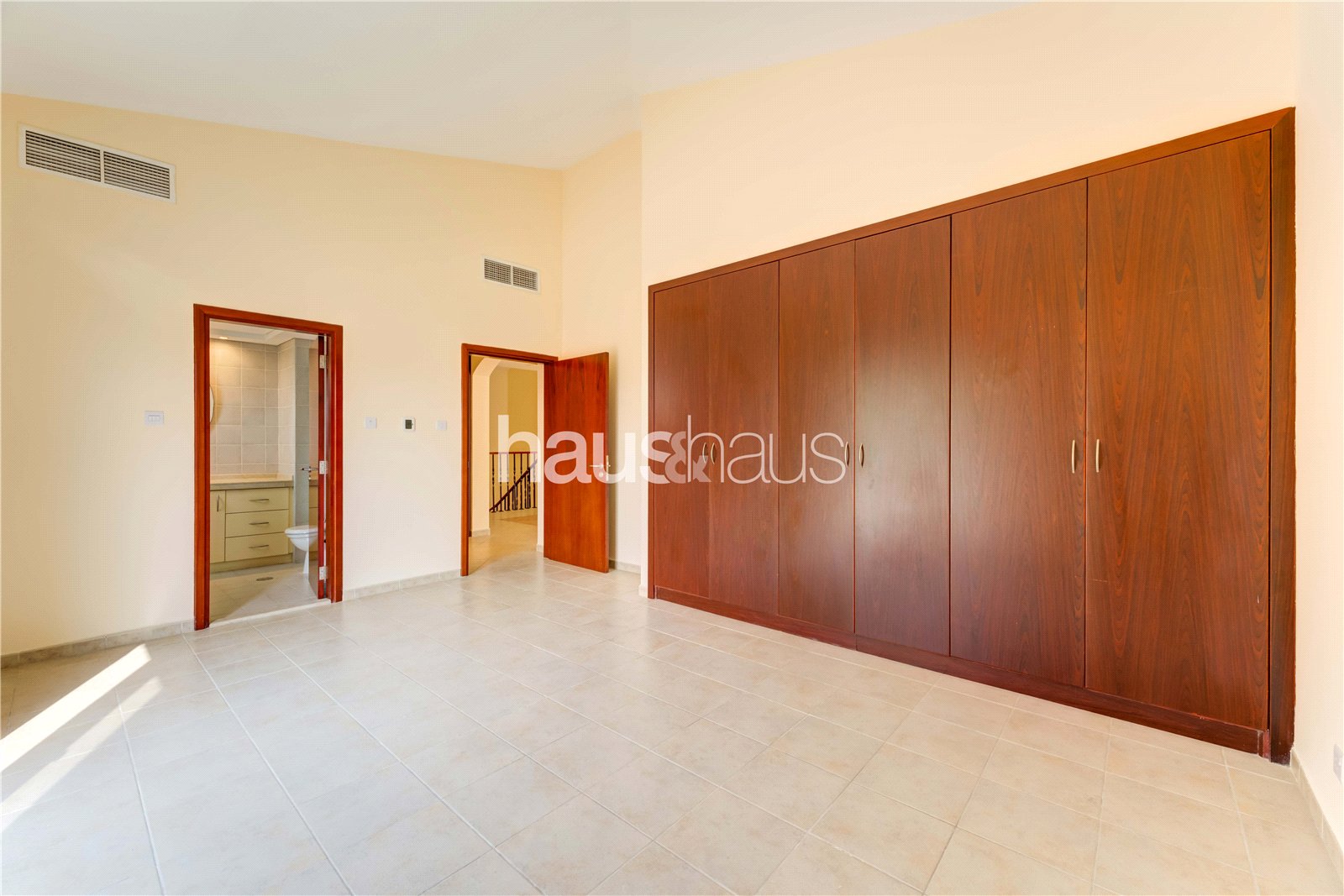 mobile-banner - Haus and Haus