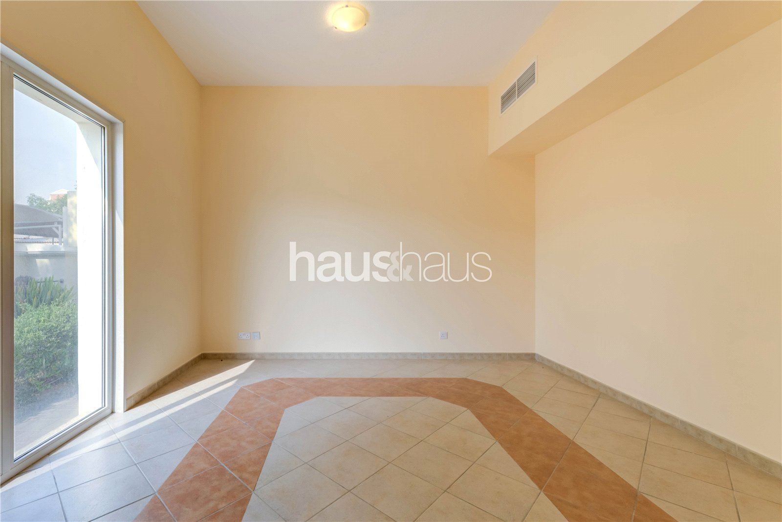mobile-banner - Haus and Haus