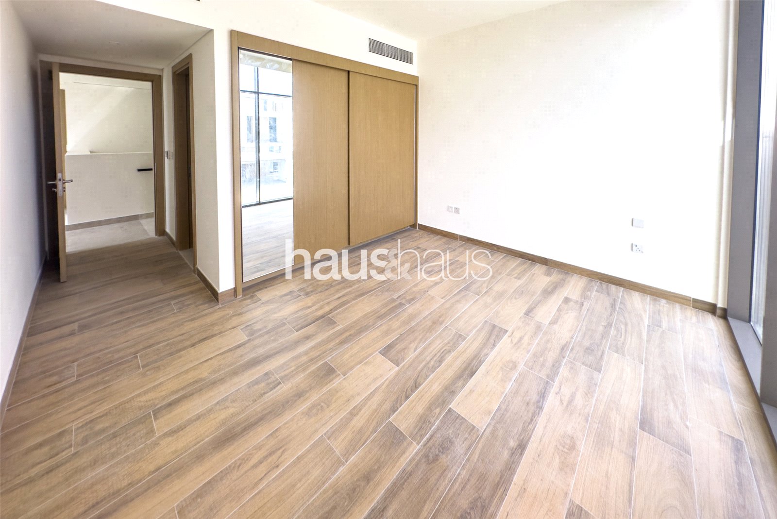 mobile-banner - Haus and Haus