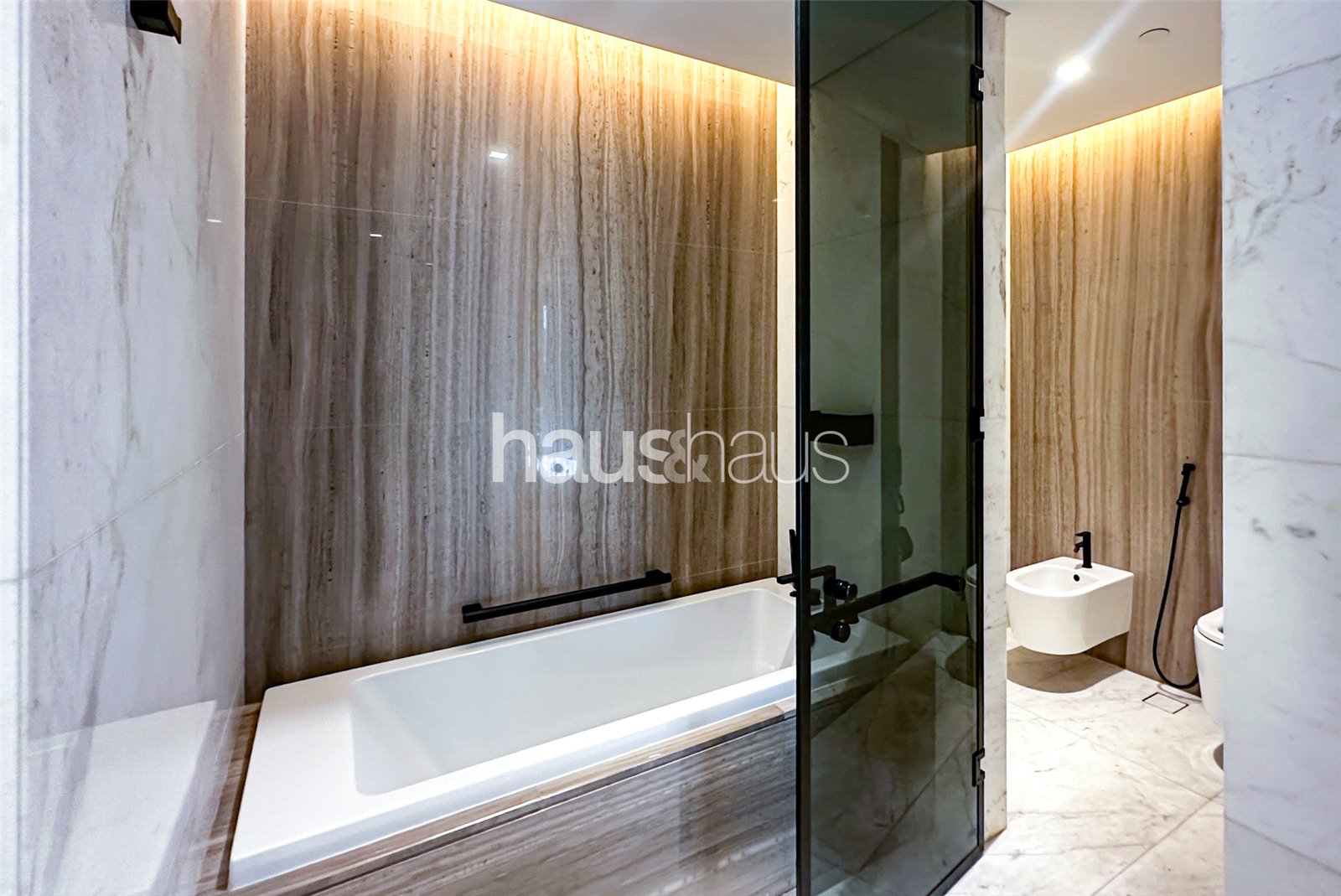 mobile-banner - Haus and Haus