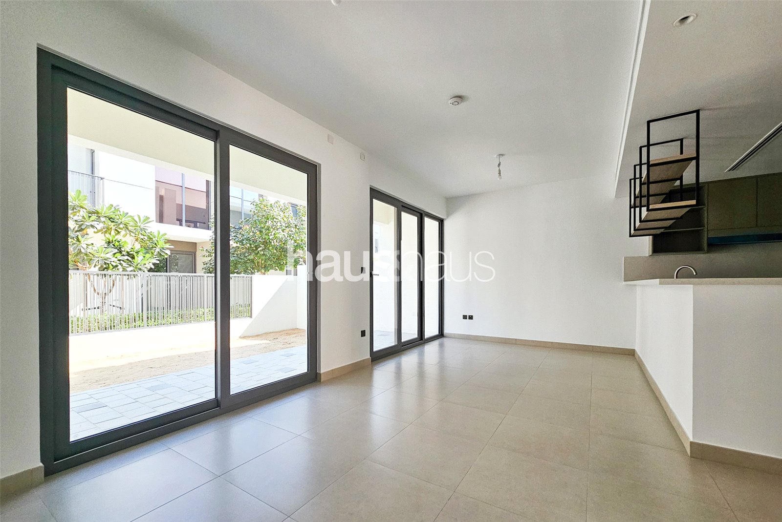 3 bedroom townhouse to rent - haus & haus