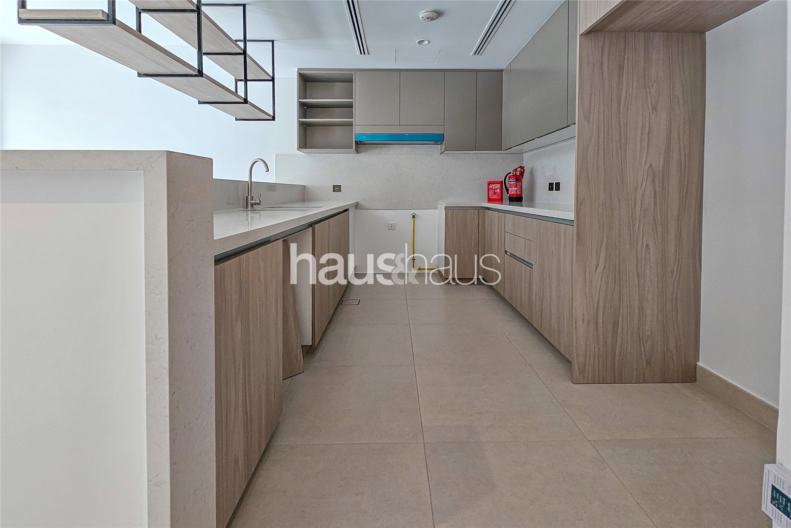 3 bedroom townhouse to rent - haus & haus