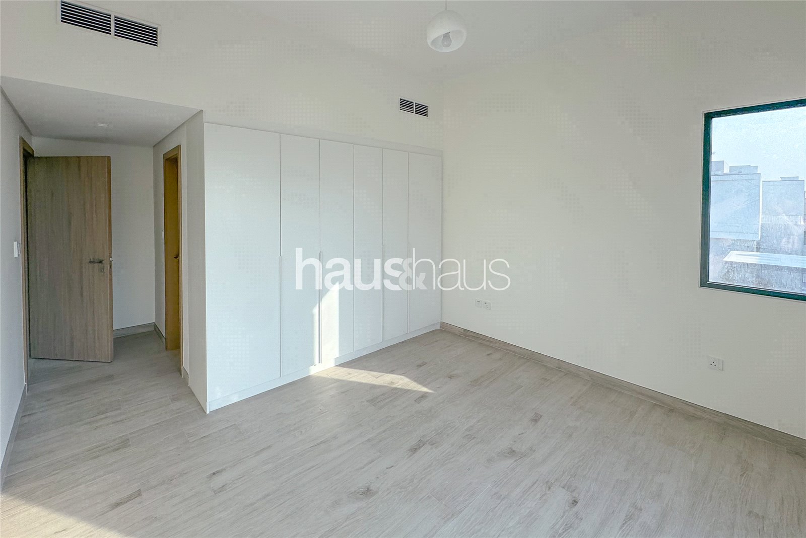 4 bedroom villa to rent - haus & haus