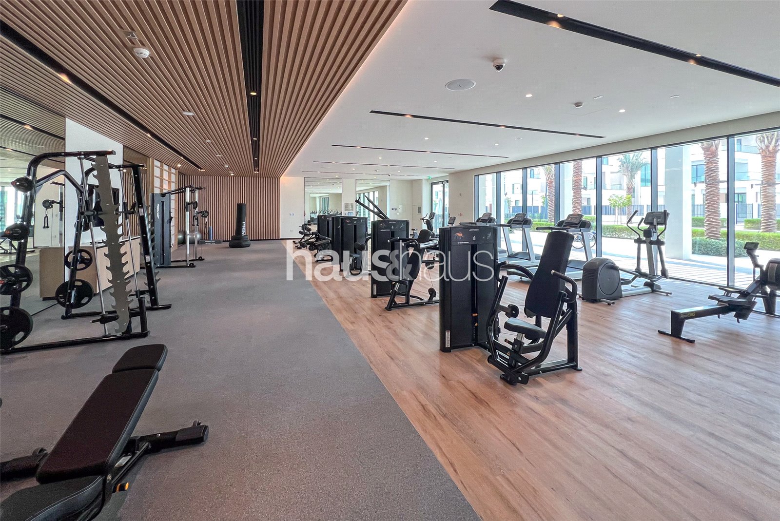 4 bedroom villa to rent - haus & haus