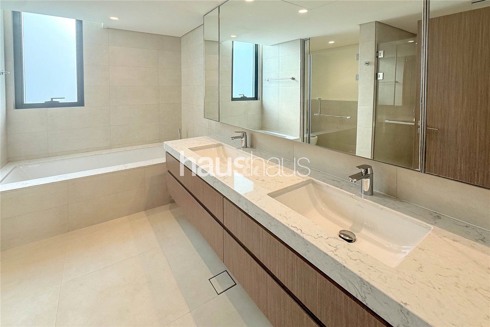 4 bedroom villa to rent - haus & haus