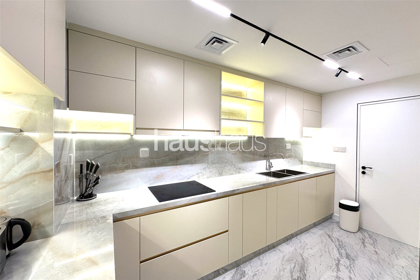 3 bedroom apartment for sale - haus & haus