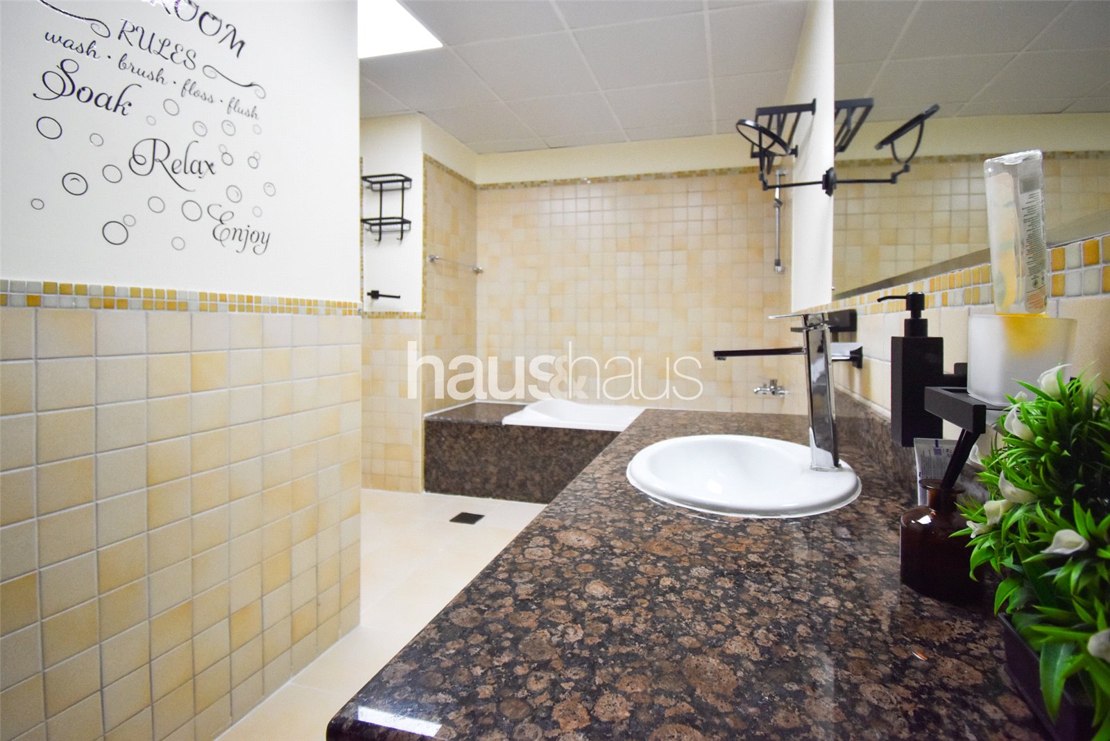 4 bedroom apartment for sale - haus & haus