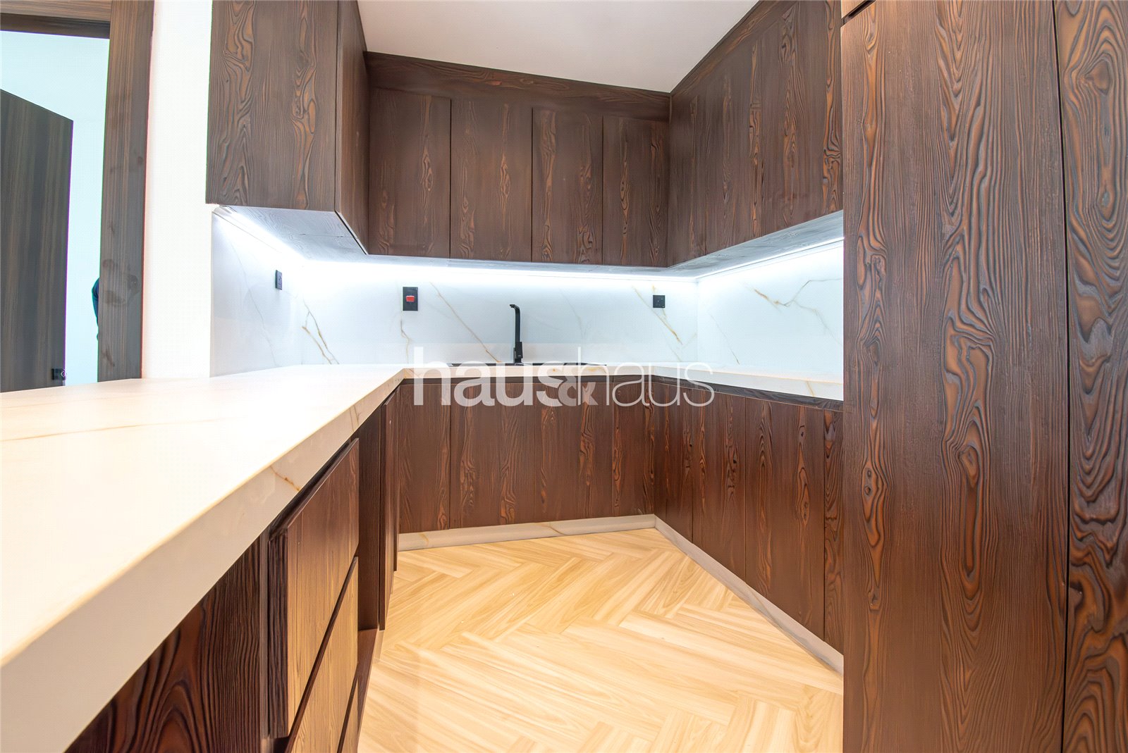 1 bedroom apartment for sale - haus & haus