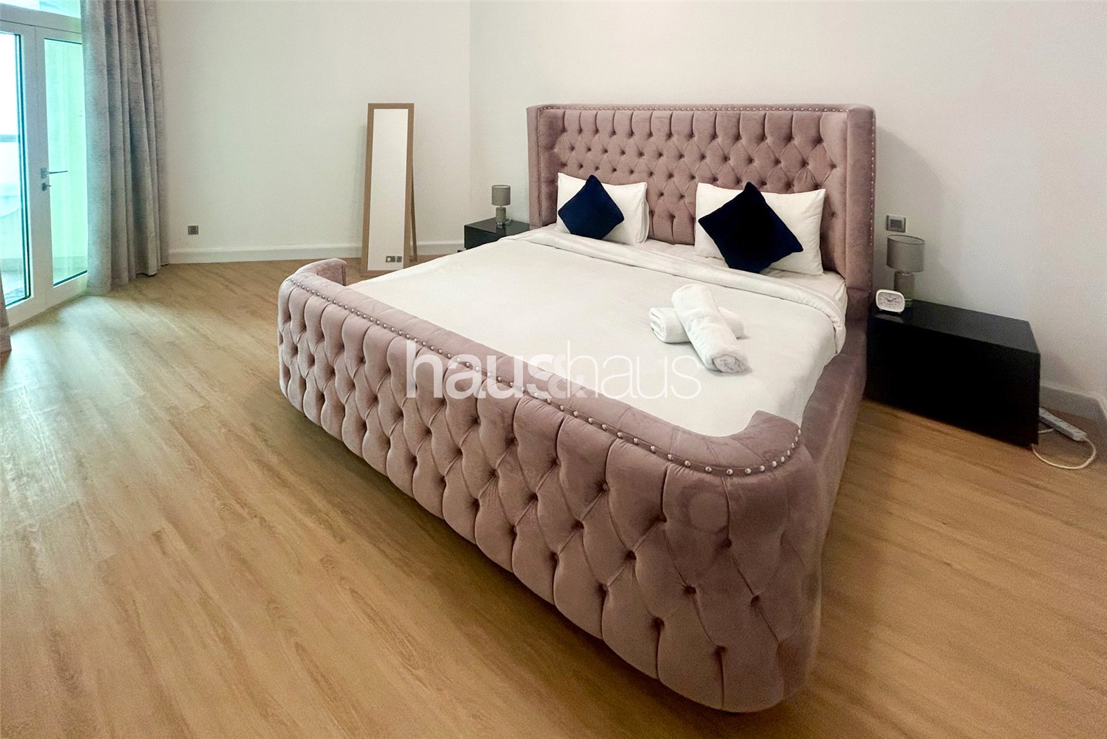 3 bedroom apartment for sale - haus & haus