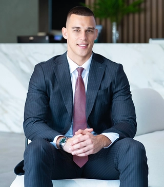 Adrian Chabada - haus & haus