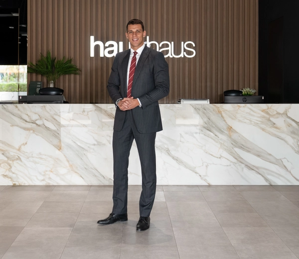 Adrian Chabada - haus & haus