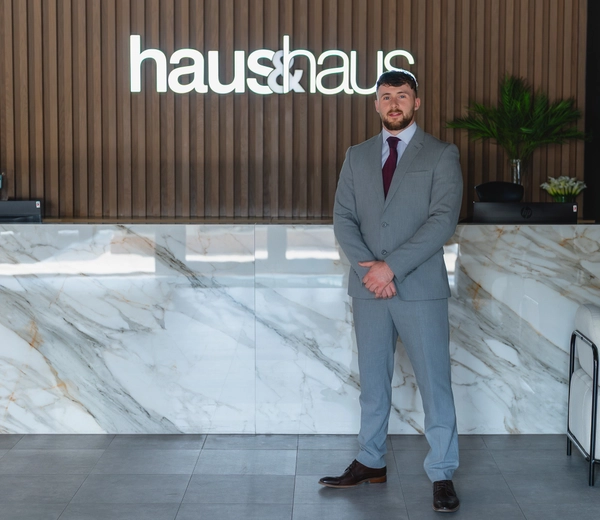 Cian Hennessy - haus & haus