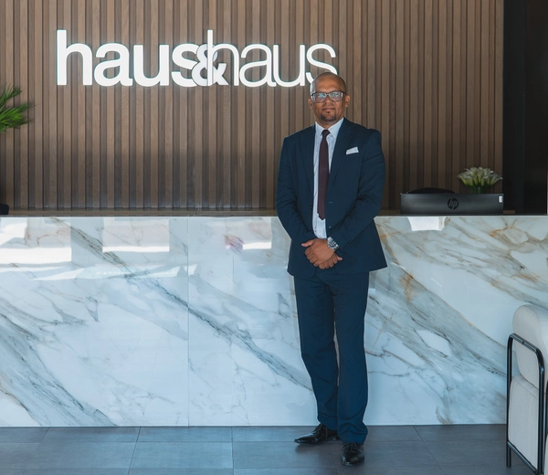 Lionel Smith - haus & haus