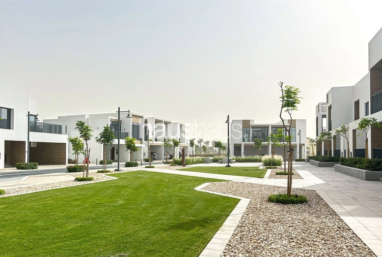 3 bedroom townhouse for sale - haus & haus