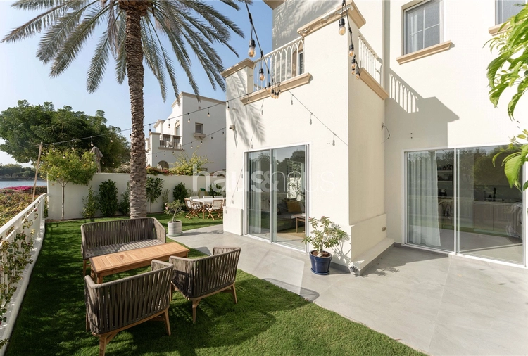 2 bedroom villa for sale - haus & haus