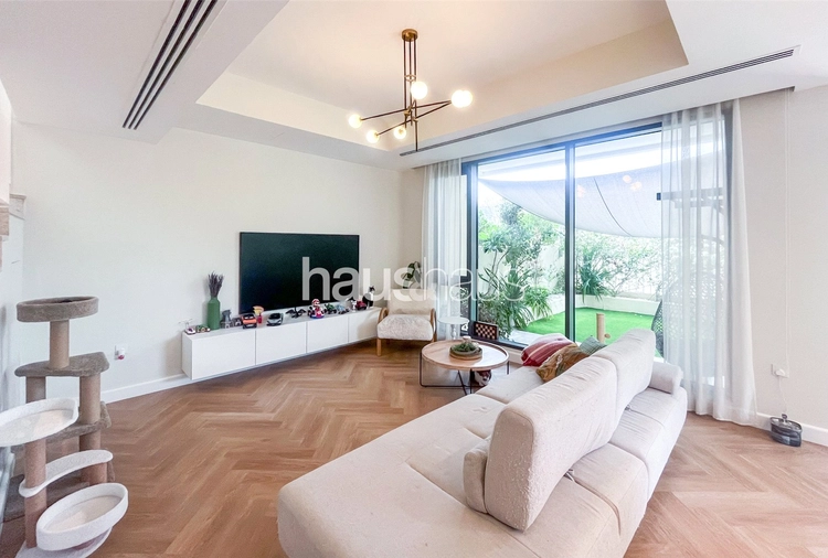 5 bedroom villa for sale - haus & haus