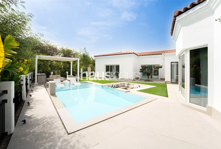 4 bedroom villa for sale - haus & haus