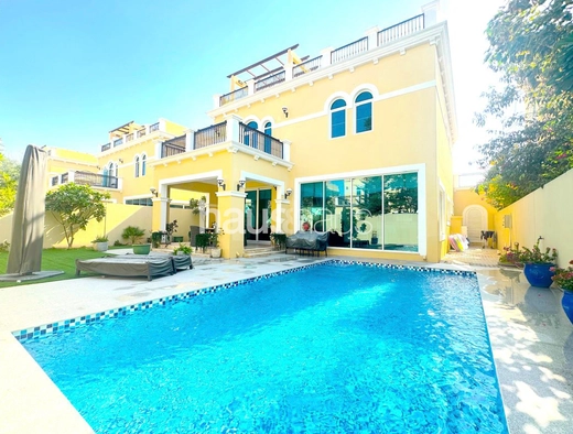 4 bedroom Letting for rent in Building No 3 & 7 at 370,000 AED per year