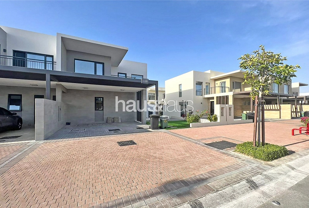 mobile-banner - Haus and Haus