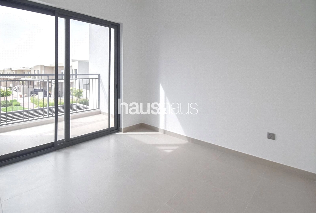 mobile-banner - Haus and Haus
