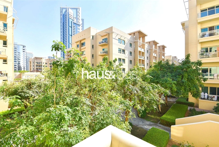 1 bedroom apartment for sale - haus & haus