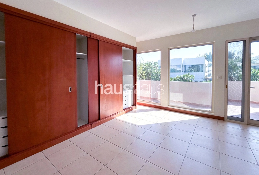 3 bedroom villa for sale - haus & haus