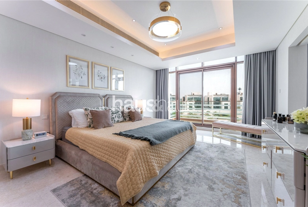 6 bedroom villa for sale - haus & haus