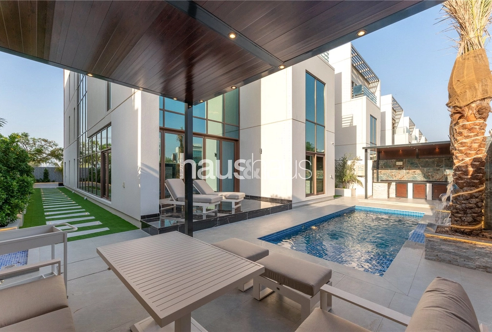 6 bedroom villa for sale - haus & haus
