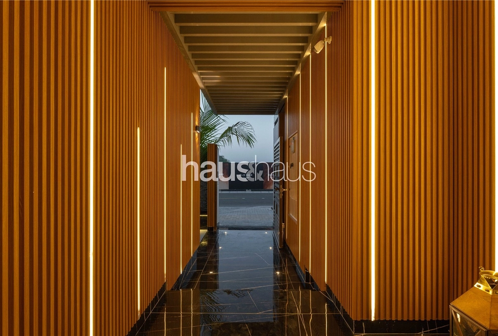 6 bedroom villa for sale - haus & haus