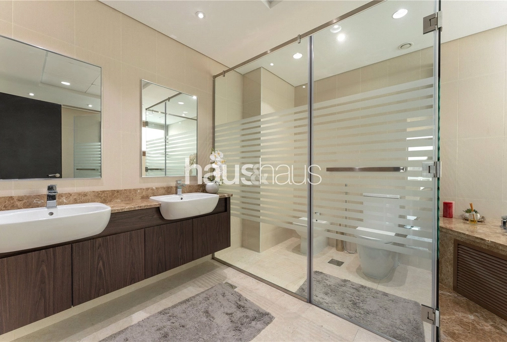 6 bedroom villa for sale - haus & haus