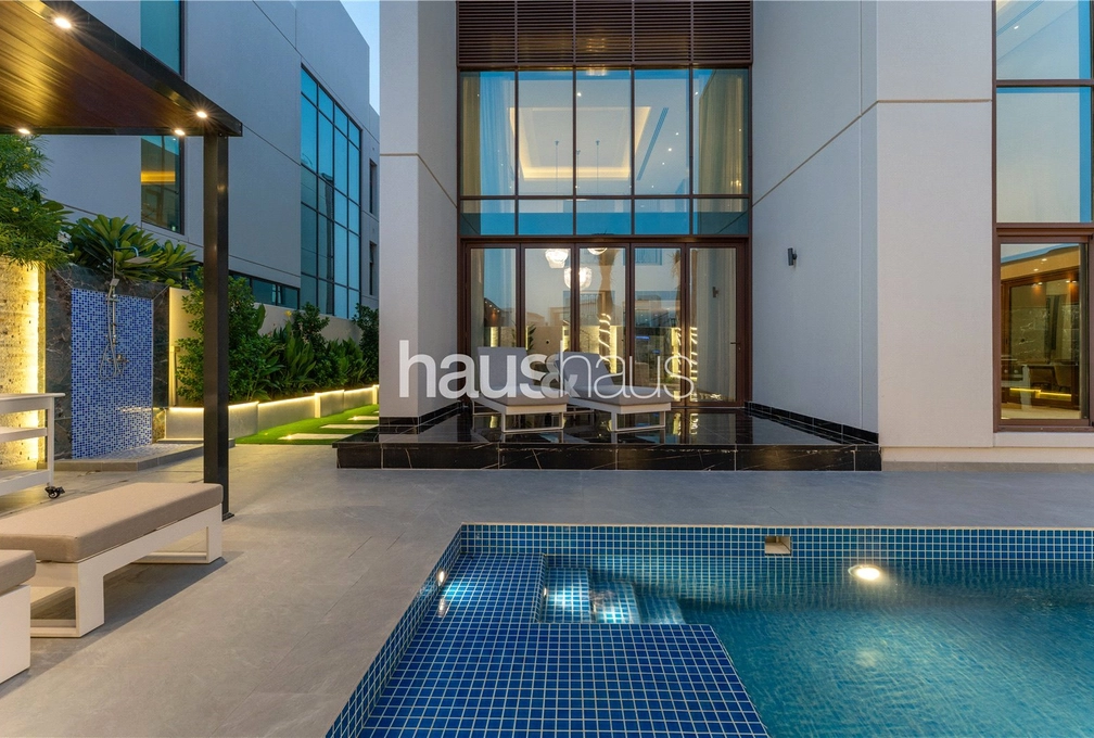 6 bedroom villa for sale - haus & haus