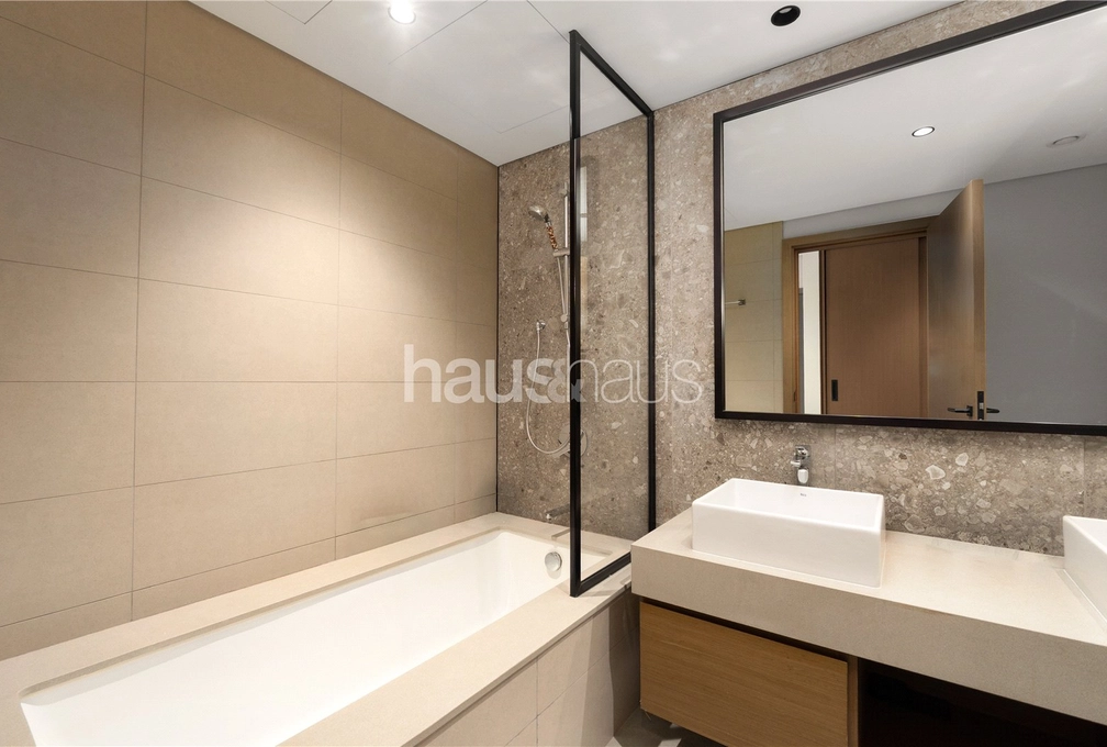 3 bedroom apartment for sale - haus & haus