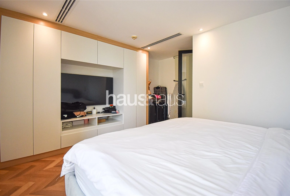 3 bedroom apartment for sale - haus & haus