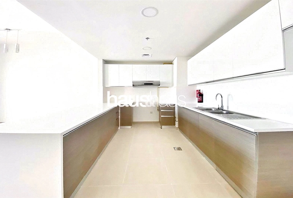 3 bedroom apartment for sale - haus & haus