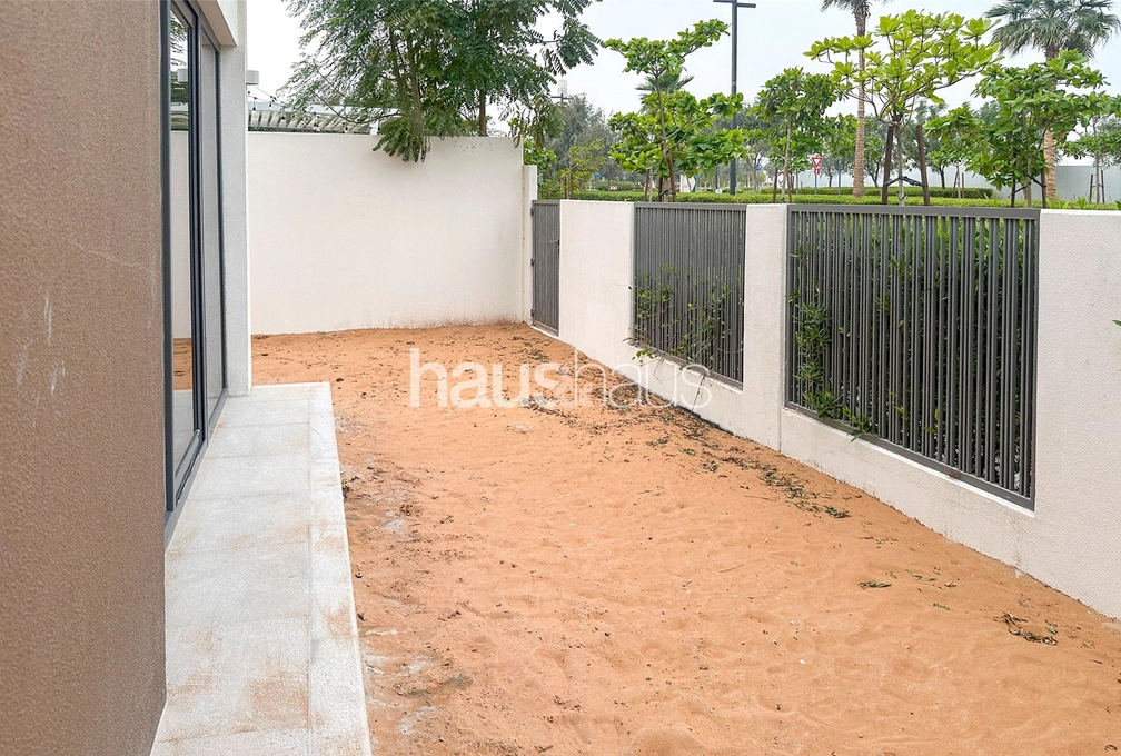 4 bedroom villa to rent - haus & haus