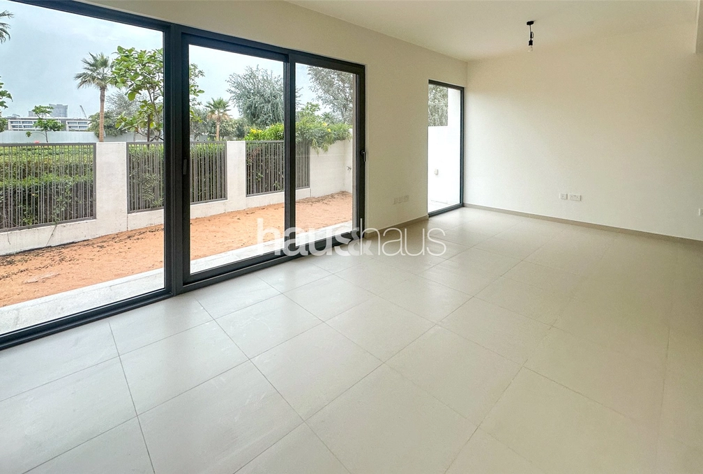 4 bedroom villa to rent - haus & haus