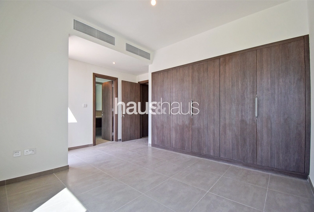 4 bedroom villa to rent - haus & haus