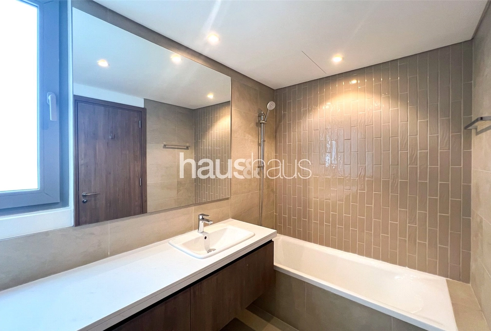 4 bedroom villa to rent - haus & haus