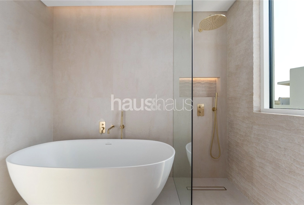 5 bedroom villa for sale - haus & haus