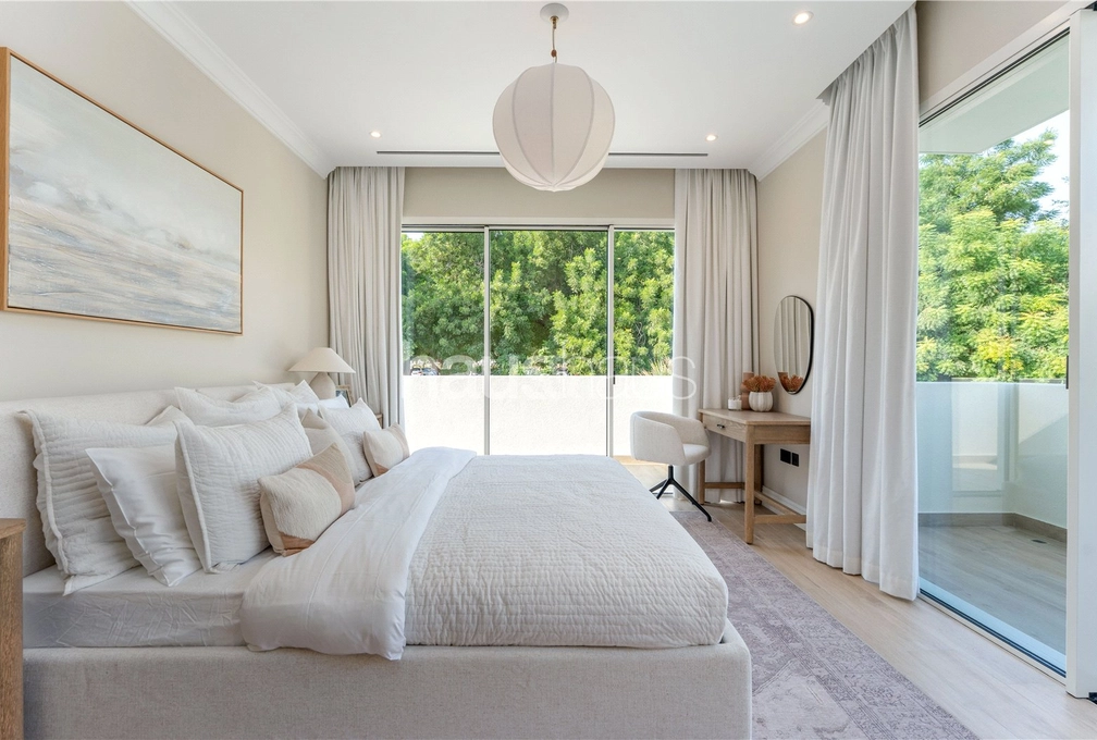 5 bedroom villa for sale - haus & haus