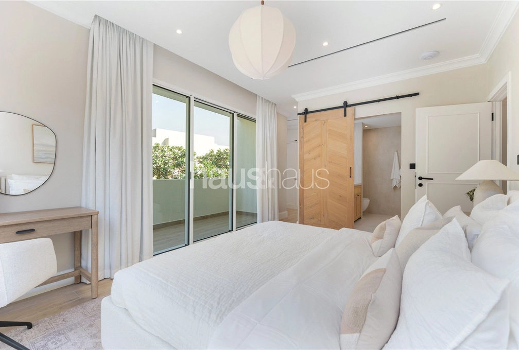 5 bedroom villa for sale - haus & haus